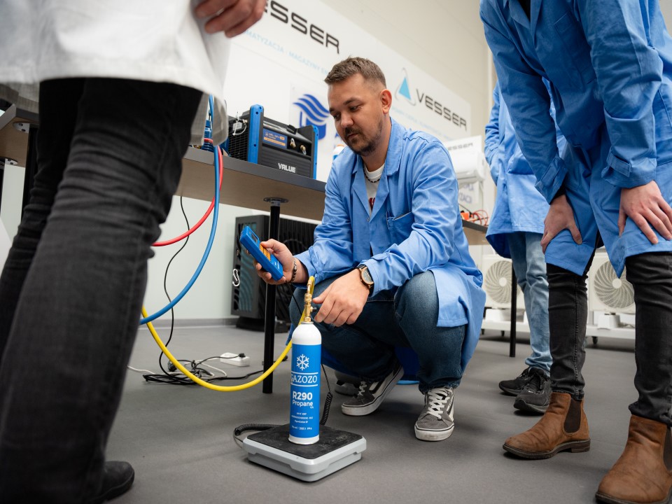 Kurs doszkalający F-gaz z zakresu A1