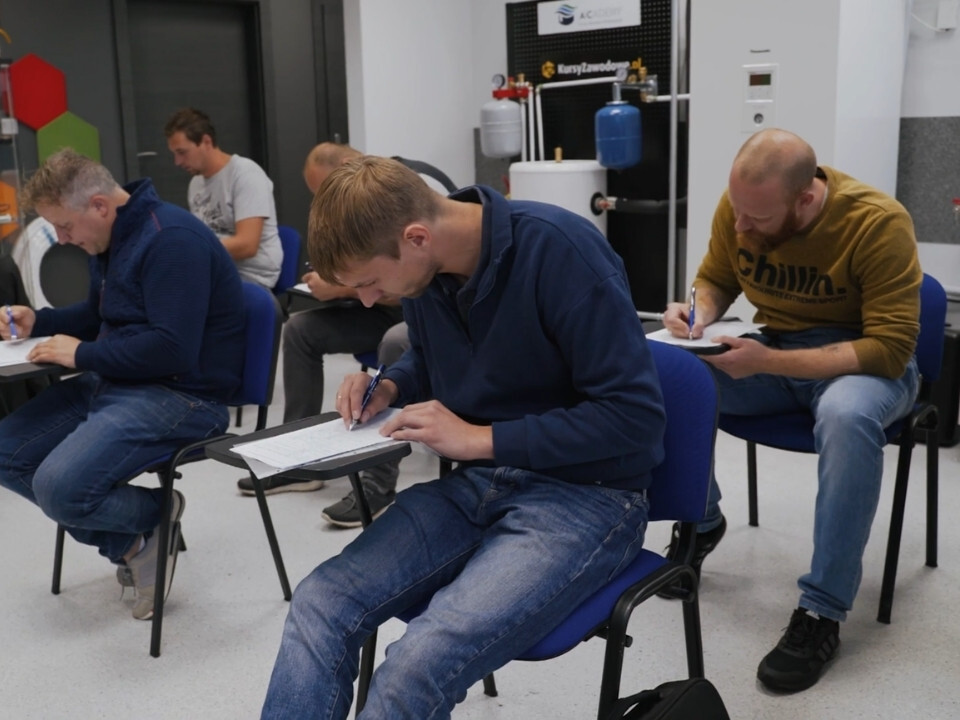 Kurs doszkalający F-gaz z zakresu A1